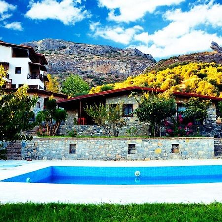 Pir Efes Konaklari Esmirna Exterior foto