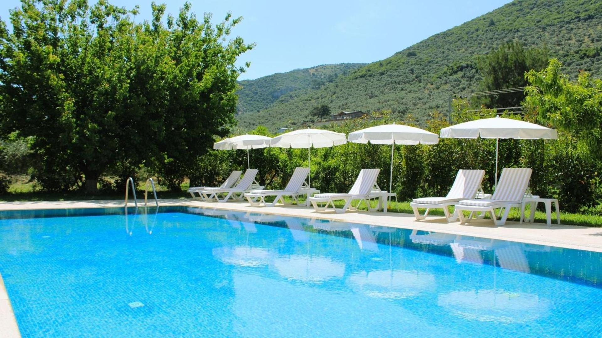 Pir Efes Konaklari Esmirna Exterior foto