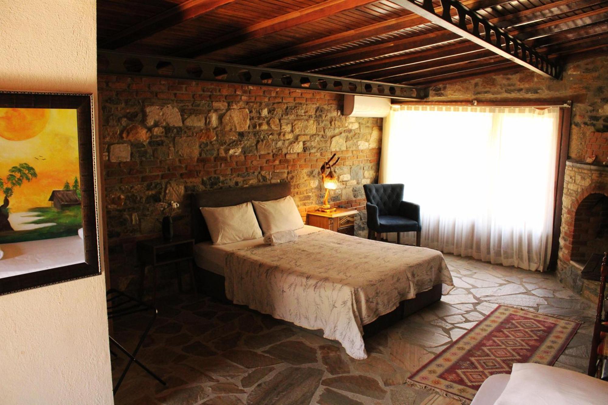 Pir Efes Konaklari Esmirna Exterior foto